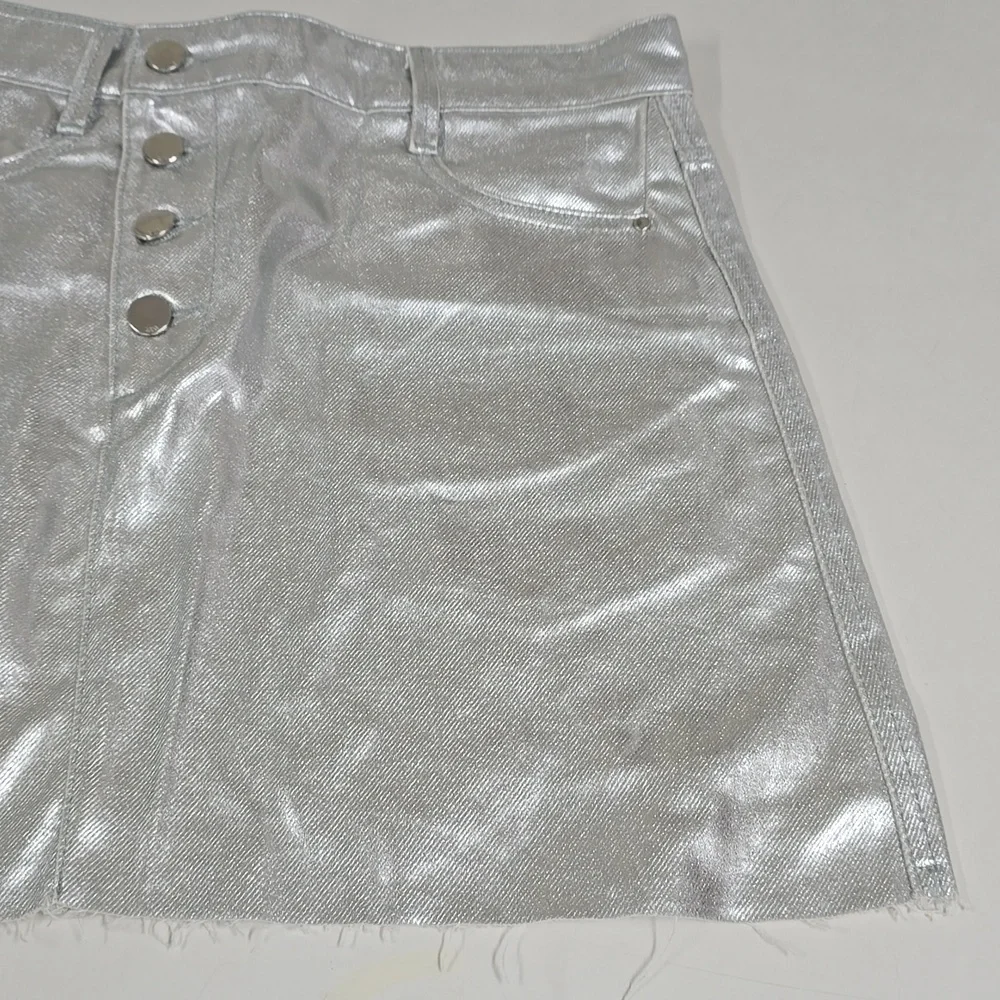 NEW WOMAN HIGH WAIST SILVER MINI SKIRT FRAYED HEM SILVER